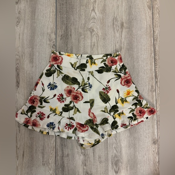 mine Pants - Mine small floral shorts